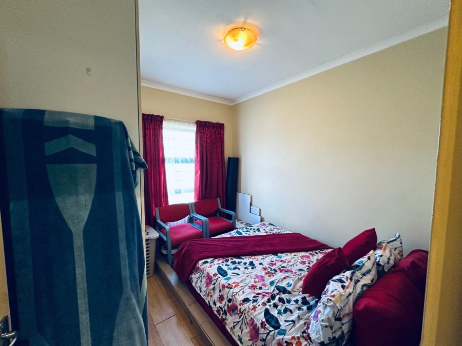 2 Bedroom Property for Sale in Fairview Golf Estate Western Cape